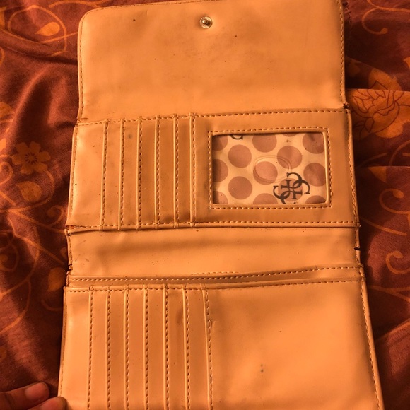 Brown and tan Guess wallet - Picture 1 of 3